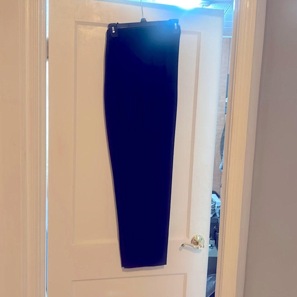 Brand: (BICE) WOMAN SLACKS SIZE 10 color navy blue
